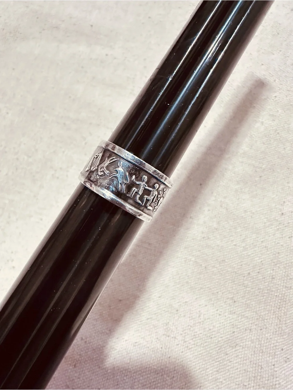 Vintage | Ring | Engraved Wide Silver-Tone Band Ring with Figurative Motif